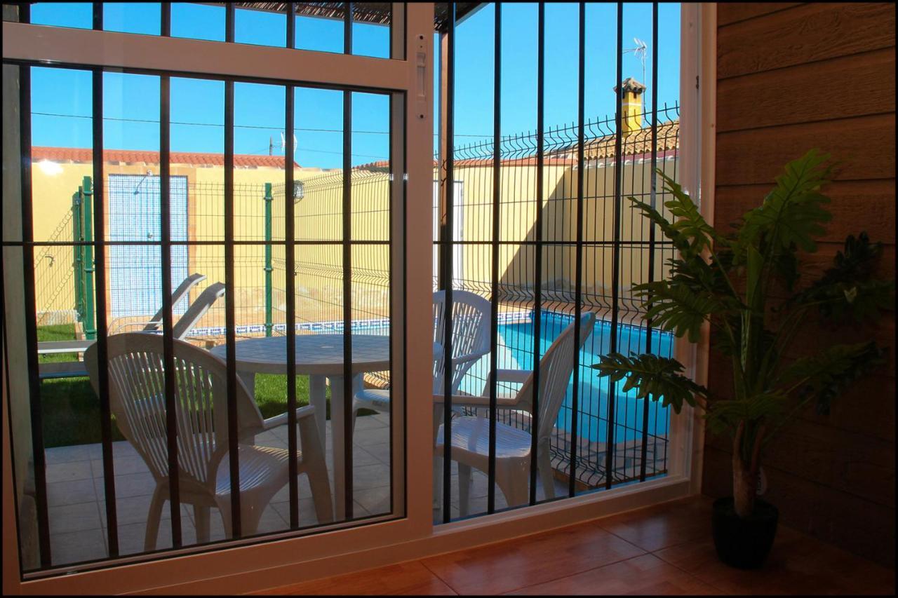 Bungalow Curro Pareja 131 Конил-де-ла-Фронтера Екстериор снимка