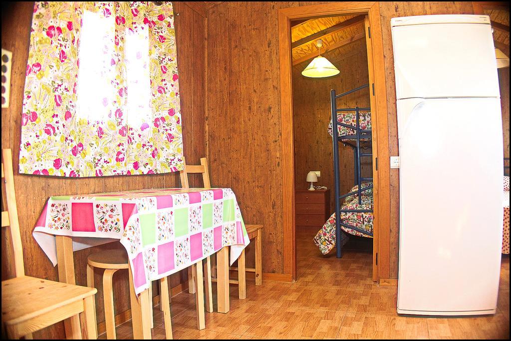 Bungalow Curro Pareja 131 Конил-де-ла-Фронтера Екстериор снимка