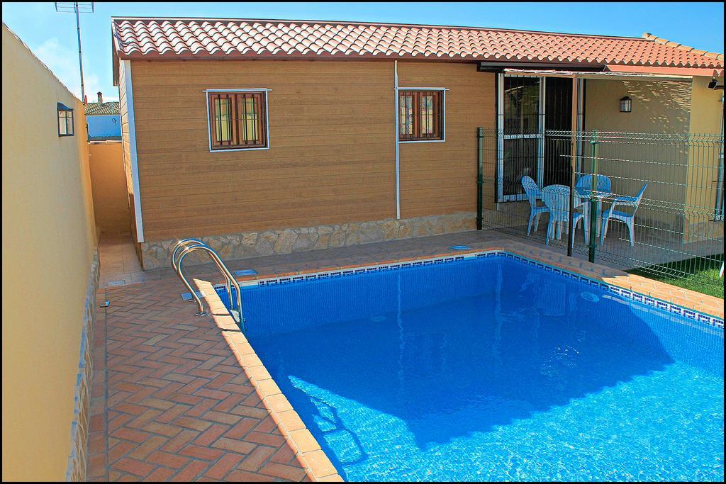 Bungalow Curro Pareja 131 Конил-де-ла-Фронтера Екстериор снимка